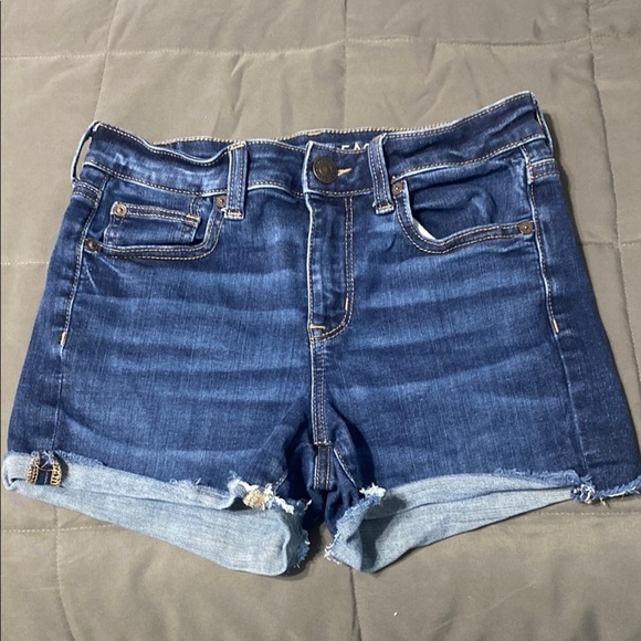 American Eagle 🦅 Hi-Rise Shortie. Size 4 - Picture 1 of 5